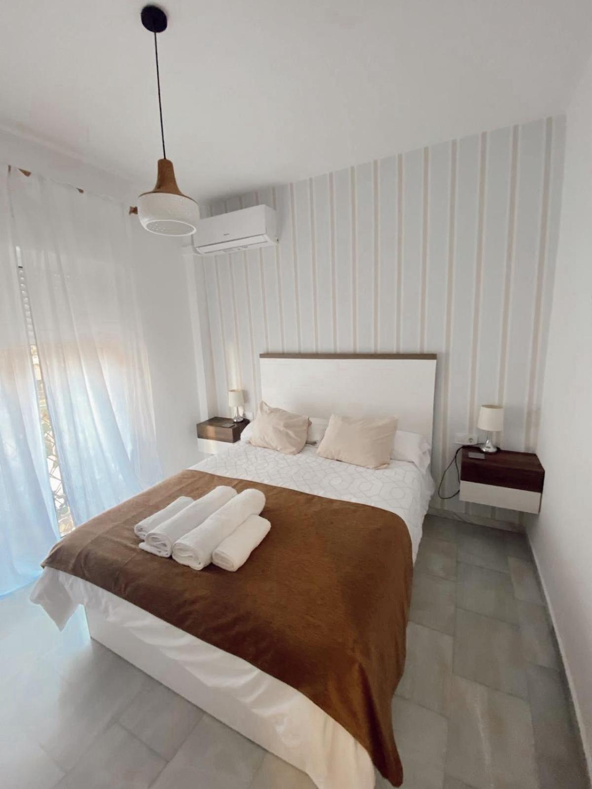 Apartamento Melina Arlu - Barrio La Victoria Málaga Exterior foto