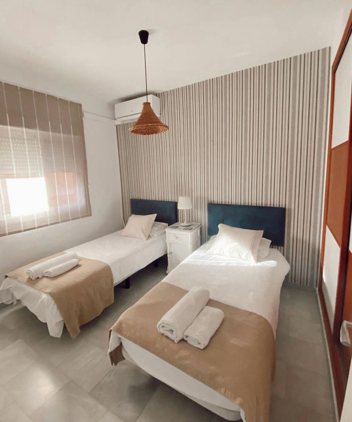 Apartamento Melina Arlu - Barrio La Victoria Málaga Exterior foto